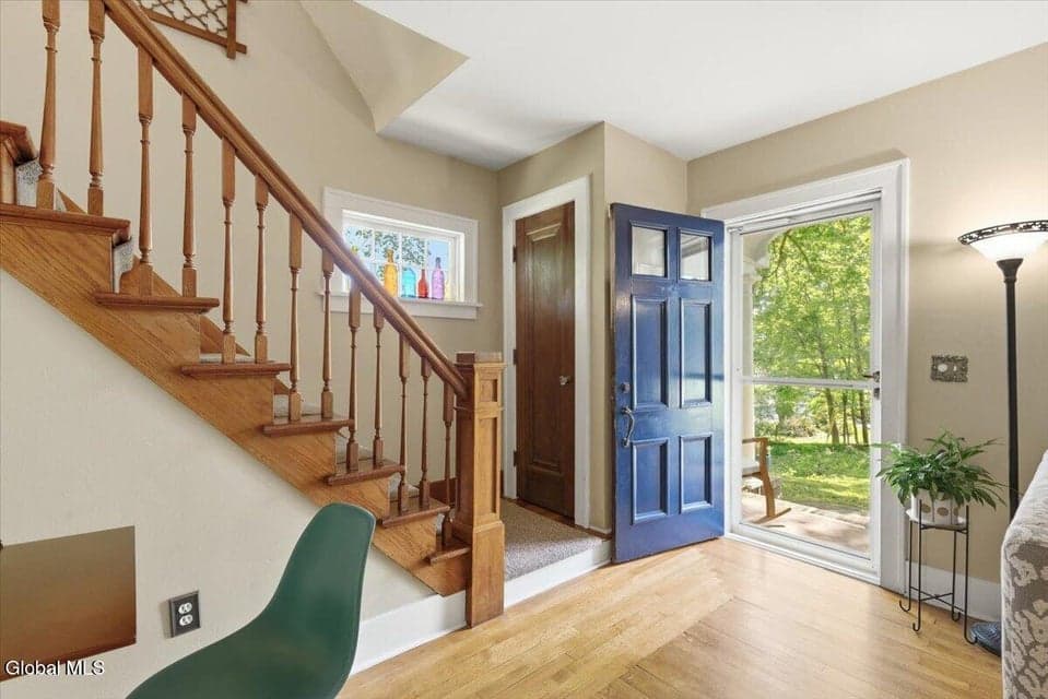 1505 Van Antwerp Road, Niskayuna, NY, photo 2