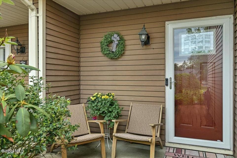 6 Quincy Road, Bethlehem, NY, photo 5