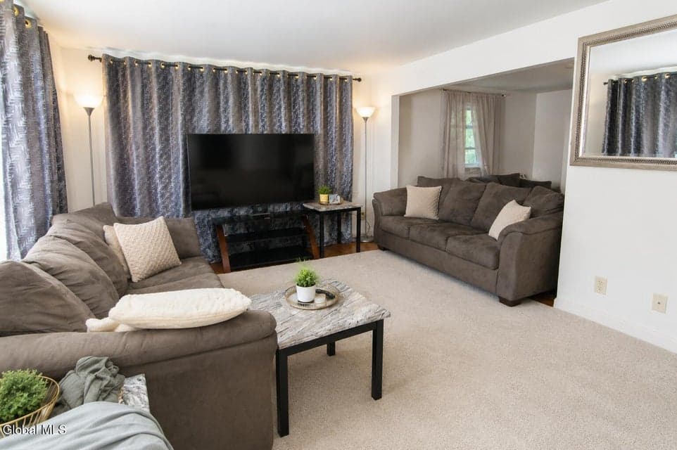 6 Tennessee Avenue, Albany, NY, photo 4