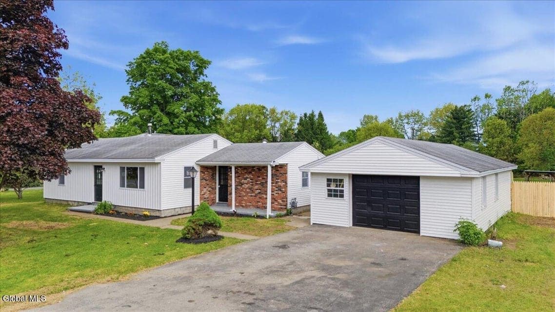 72 Feeder Dam Road, South Glens Falls, NY