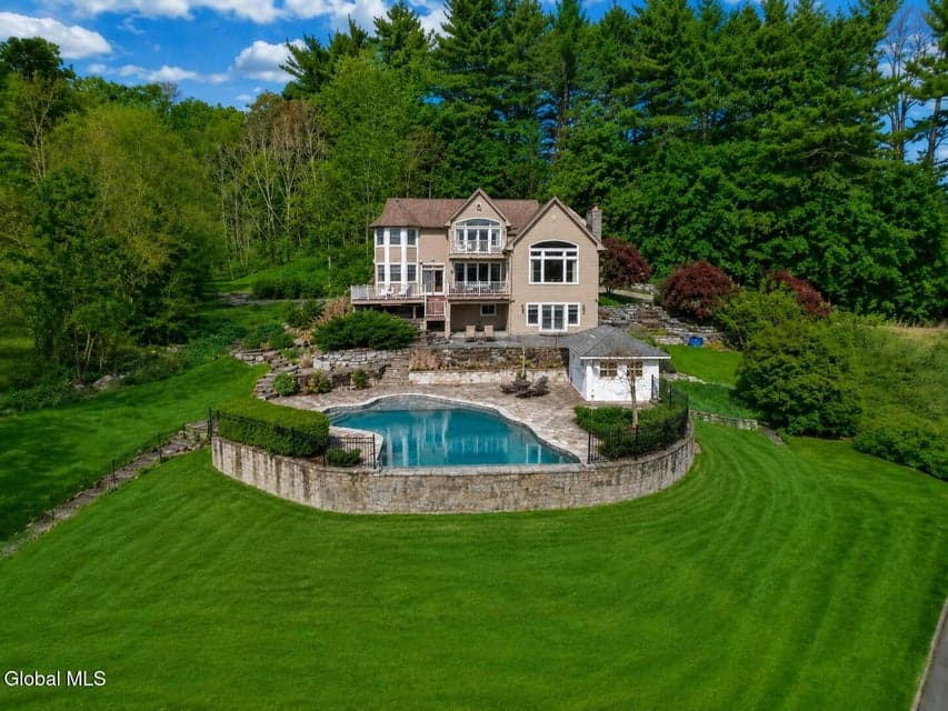 248 Van Wies Point Road, Bethlehem, NY, photo 1