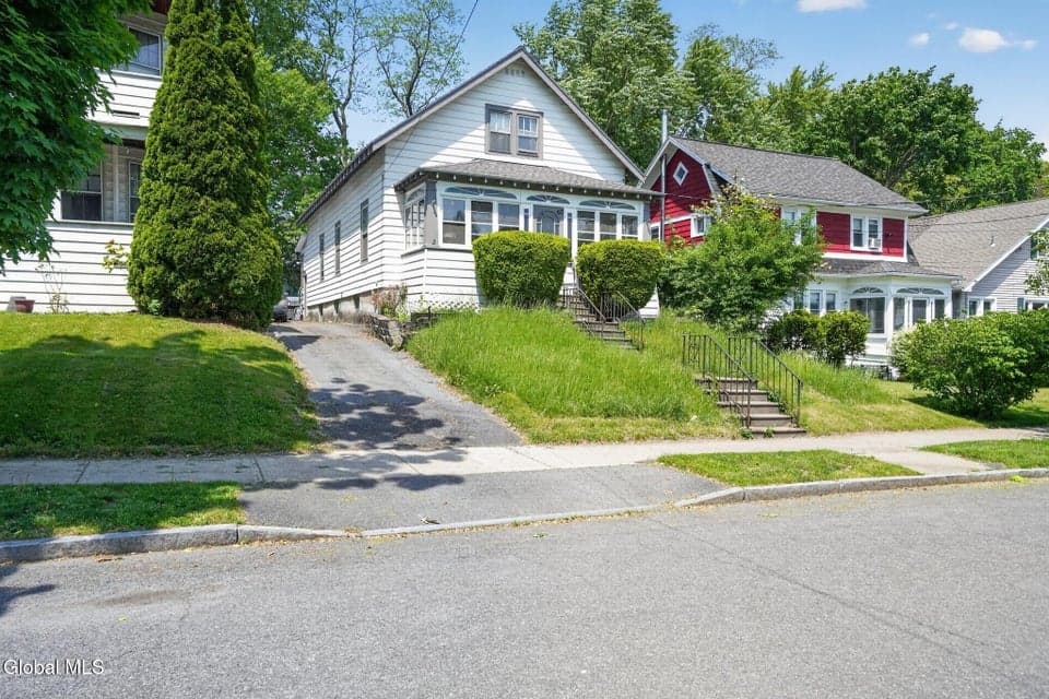 67 Pinewood Avenue, Albany, NY, photo 2