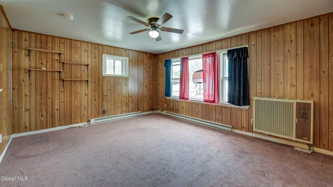 62 Orchard Street, Gloversville, NY, photo 4