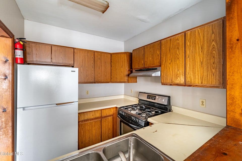 373 3rd Street, Troy, NY, photo 5