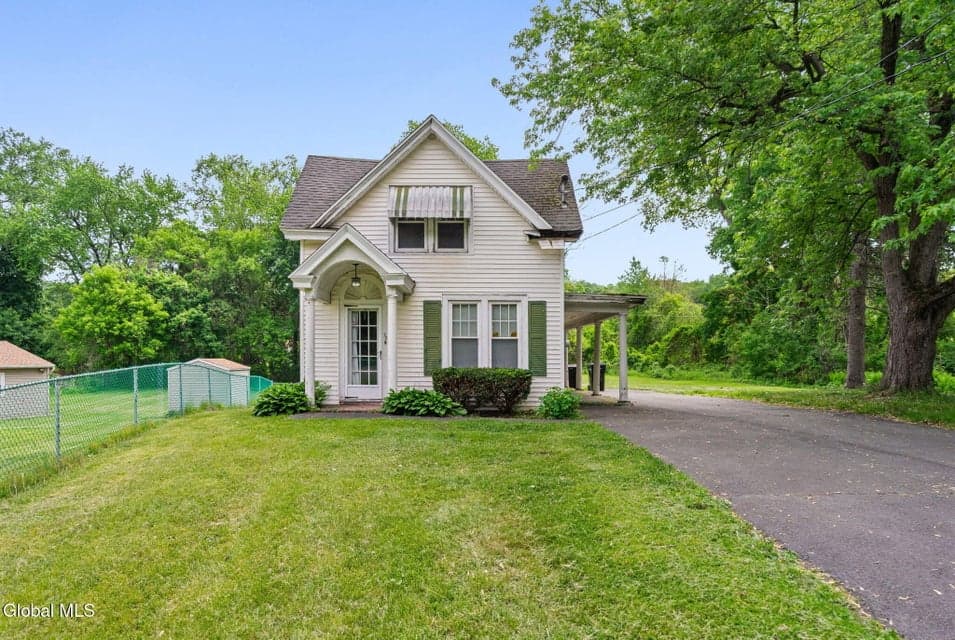 36 New Turnpike Road, Troy, NY, photo 2