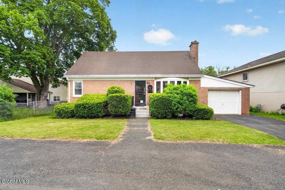 10 Warren Avenue, Albany, NY, photo 1
