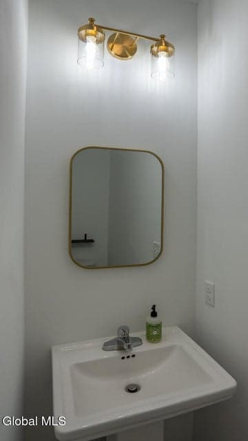 2 Giovanni Court, Troy, NY, photo 5