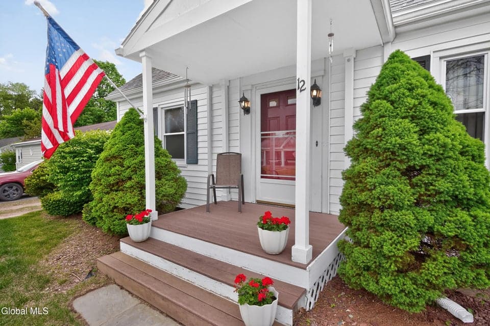 12 Charles Street, South Glens Falls, NY, photo 3