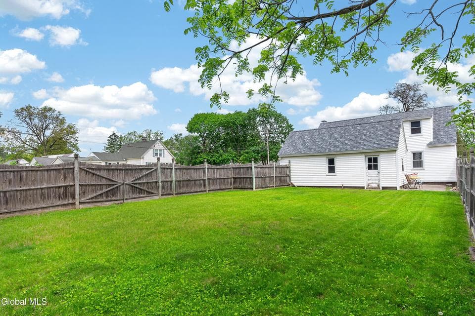 12 Charles Street, South Glens Falls, NY, photo 5