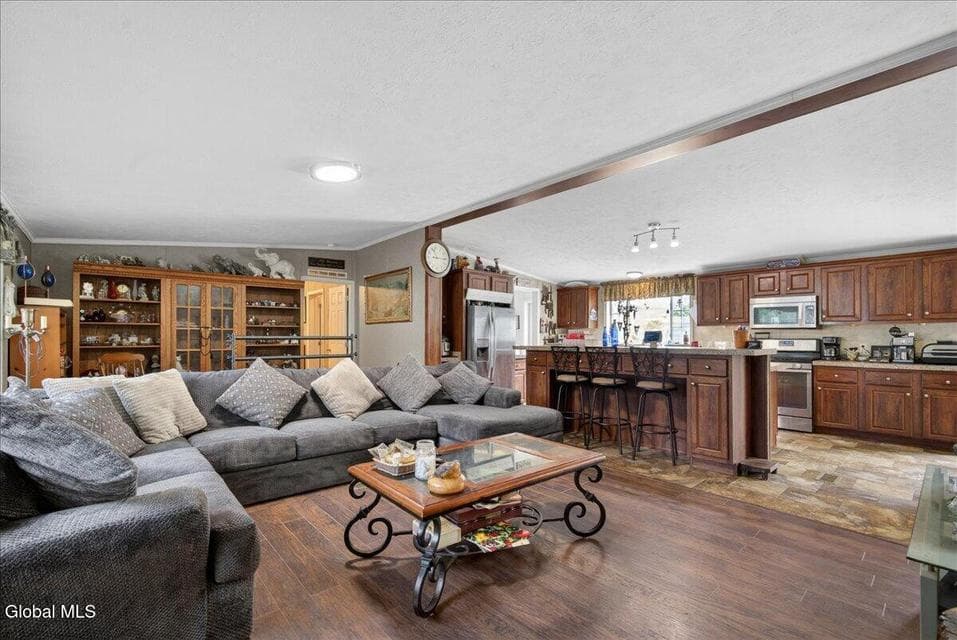 410 Middle Grove Road, Middle Grove, NY, photo 3