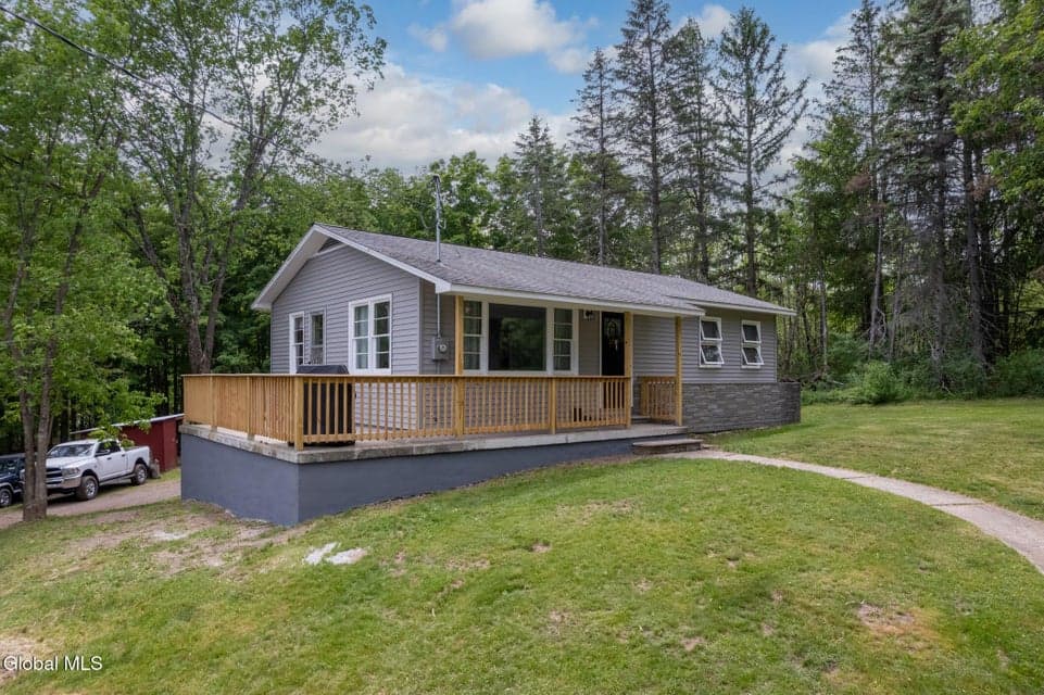 121 Pearson Road, Rensselaerville, NY