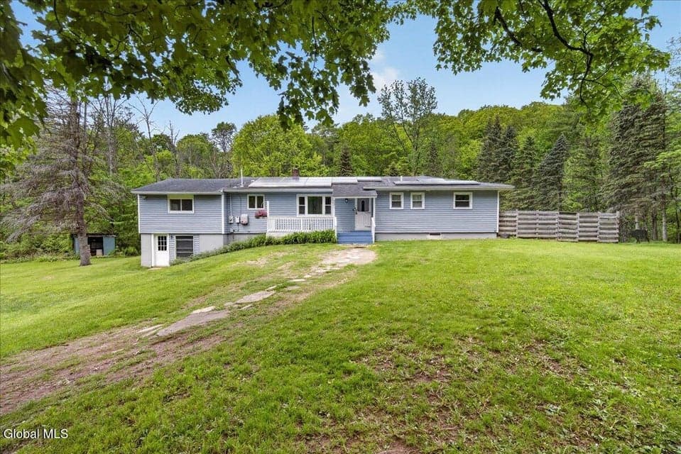 5671 Parkis Mills Road, Galway, NY