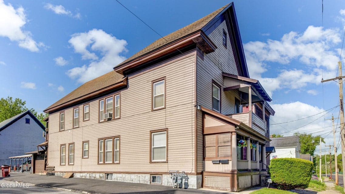 78 Forest Street, Gloversville, NY, photo 3