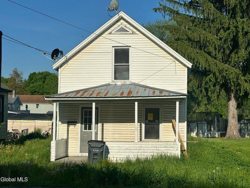 76 1st Street, Hoosick Falls, NY, photo 2