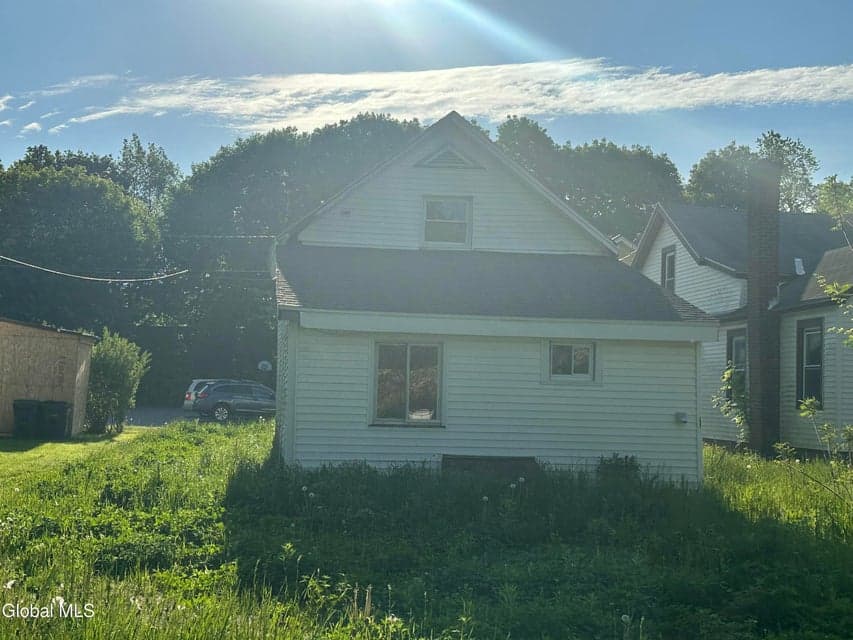 76 1st Street, Hoosick Falls, NY, photo 4