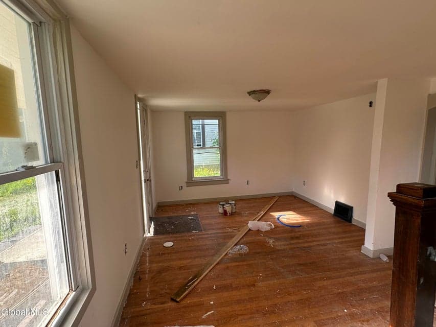 76 1st Street, Hoosick Falls, NY, photo 5