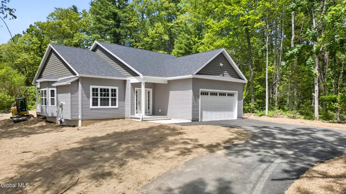 176 Montray Road, Queensbury, NY, photo 3