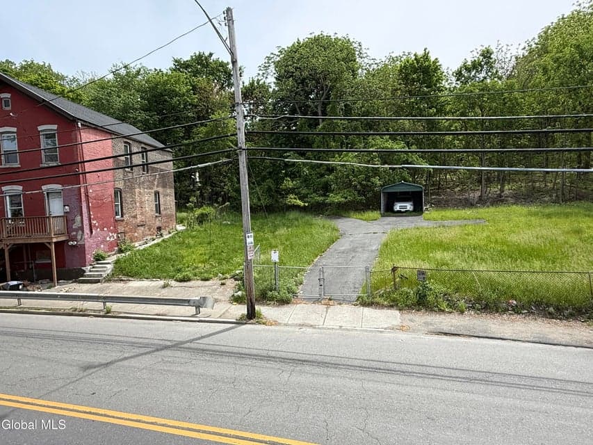 660 4th Street, Troy, NY, photo 2