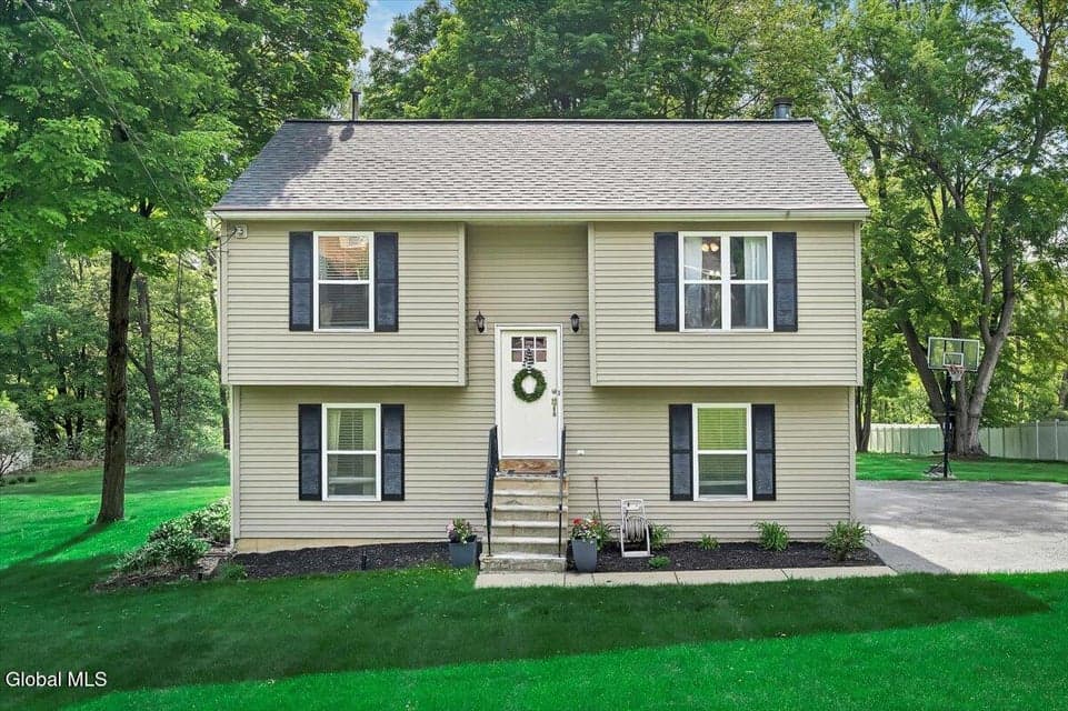 160 Maple Avenue, Glenville, NY, photo 3