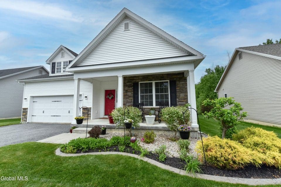 6 Cypress Street, Ballston, NY, photo 1