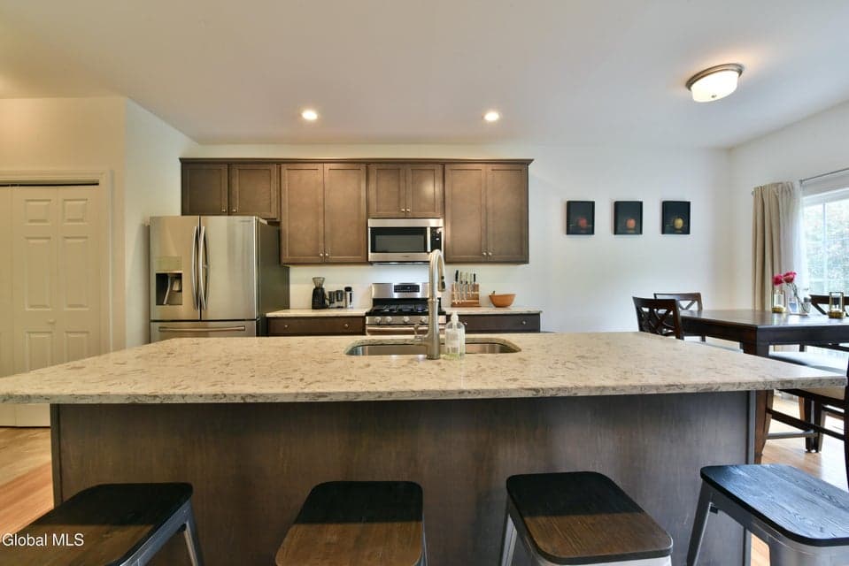 6 Cypress Street, Ballston, NY, photo 4