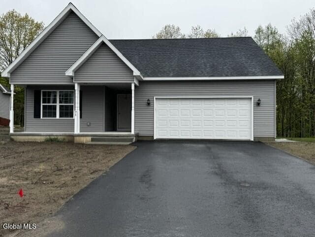 74 Seashore Way, Halfmoon, NY