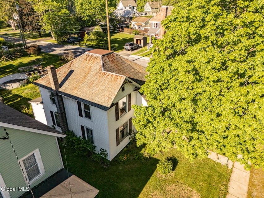 309 Alexandria Avenue, Ticonderoga, NY, photo 4