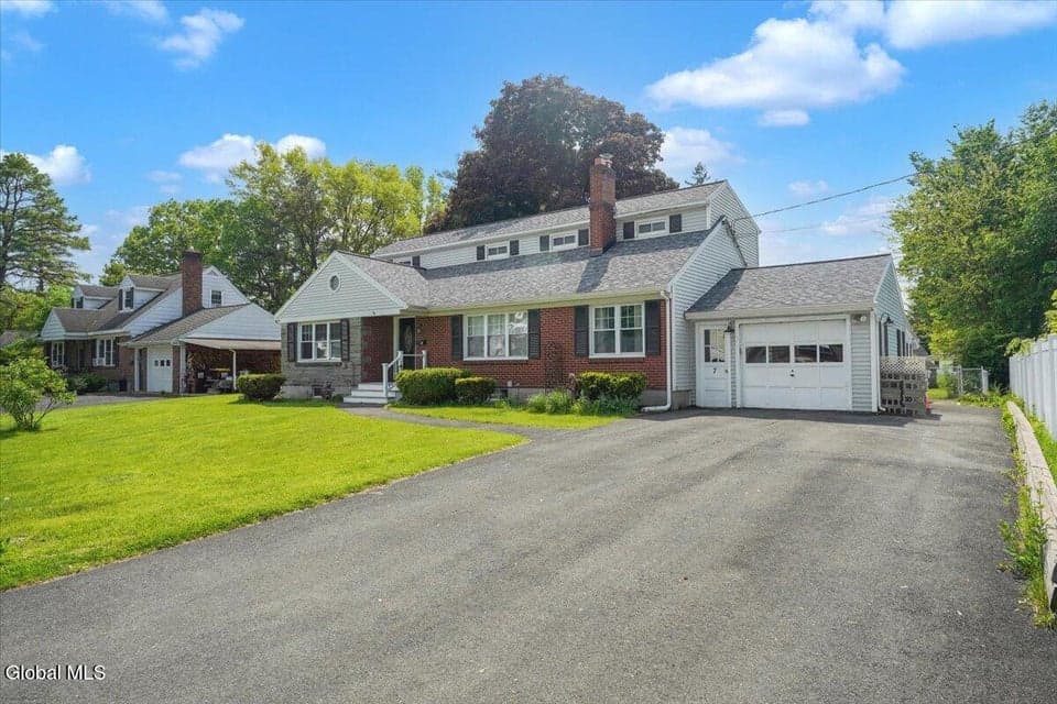 7 Silversmith Lane, Rotterdam, NY, photo 4