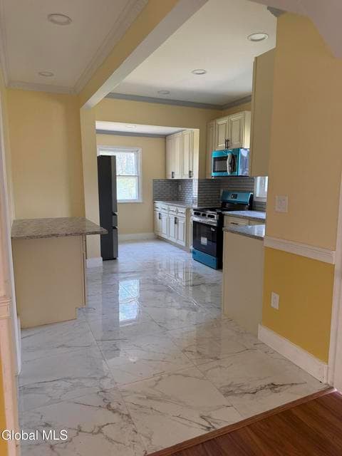 822 Sargent Place, Schenectady, NY, photo 5