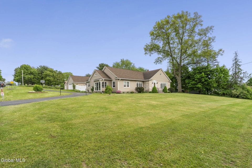 285 Market Street, Amsterdam, NY