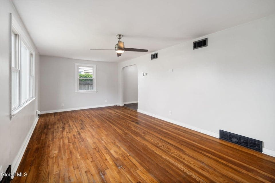 2115 Fiero Avenue, Rotterdam, NY, photo 4