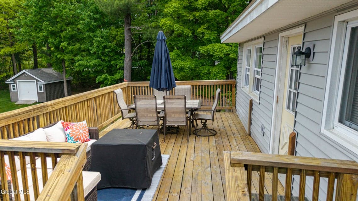 3 Elmwood Drive, Moreau, NY, photo 3
