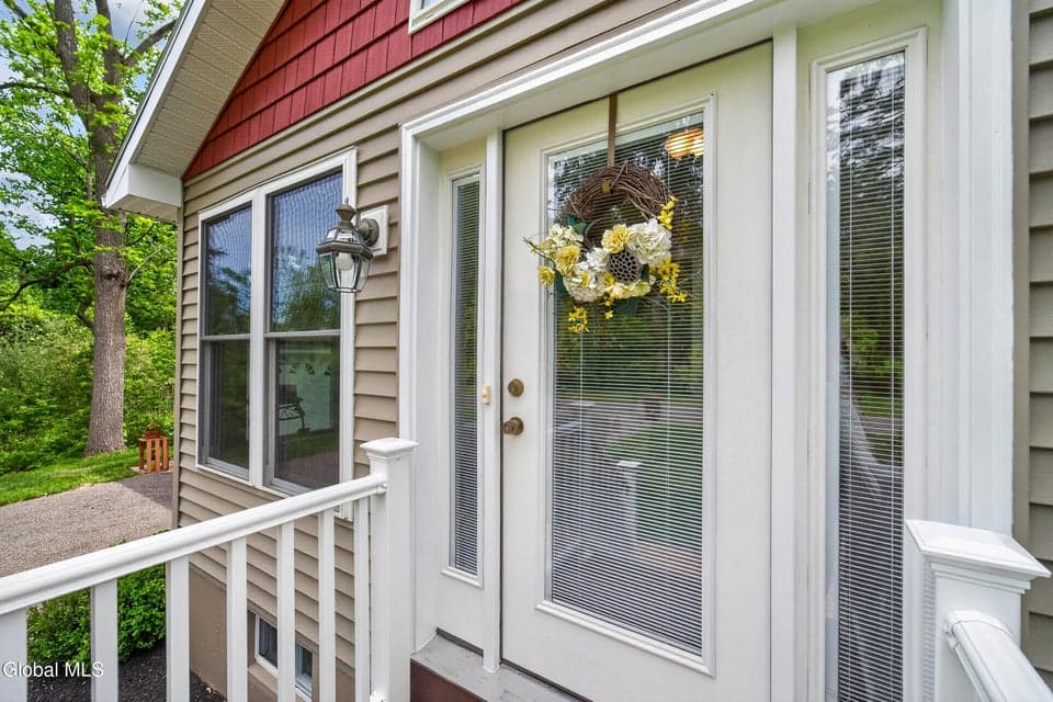17 North Street, Bethlehem, NY, photo 5
