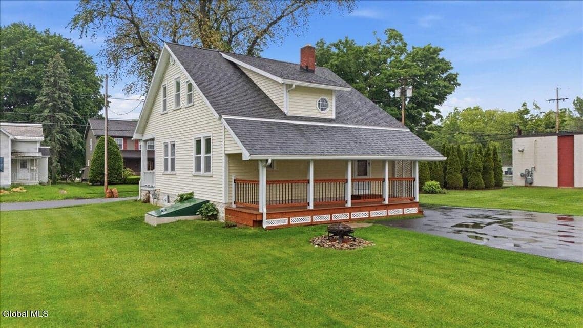 111 Platt Street, Glens Falls, NY, photo 2
