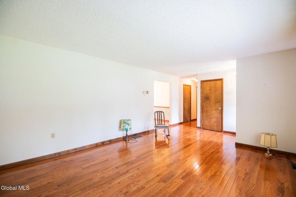 21 Helen Drive, Queensbury, NY, photo 5