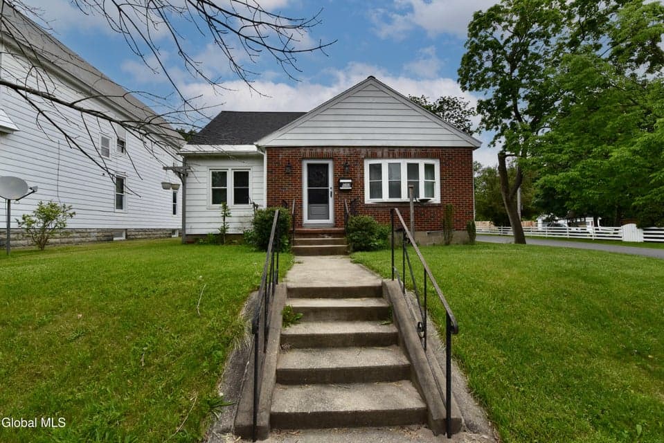 1702 Lenox Road, Schenectady, NY, photo 4