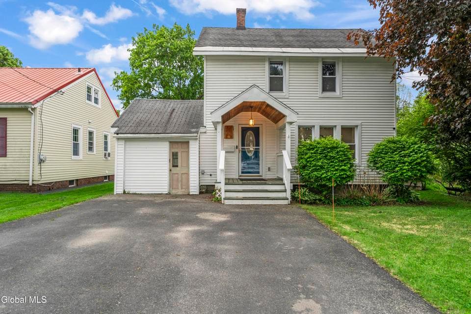 134 Oakland Avenue, Johnstown, NY, photo 1