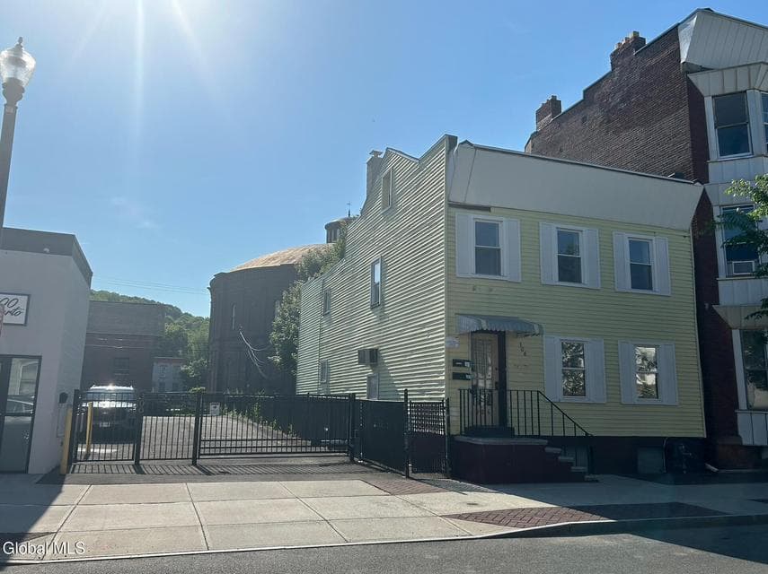 306 4th, Troy, NY, photo 3