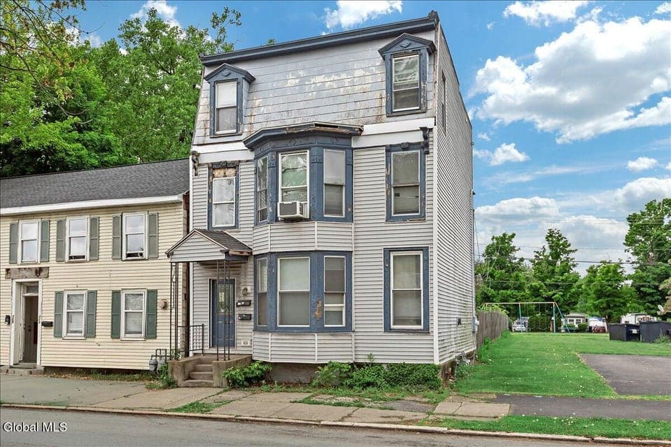 715 2nd Avenue, Troy, NY, photo 2
