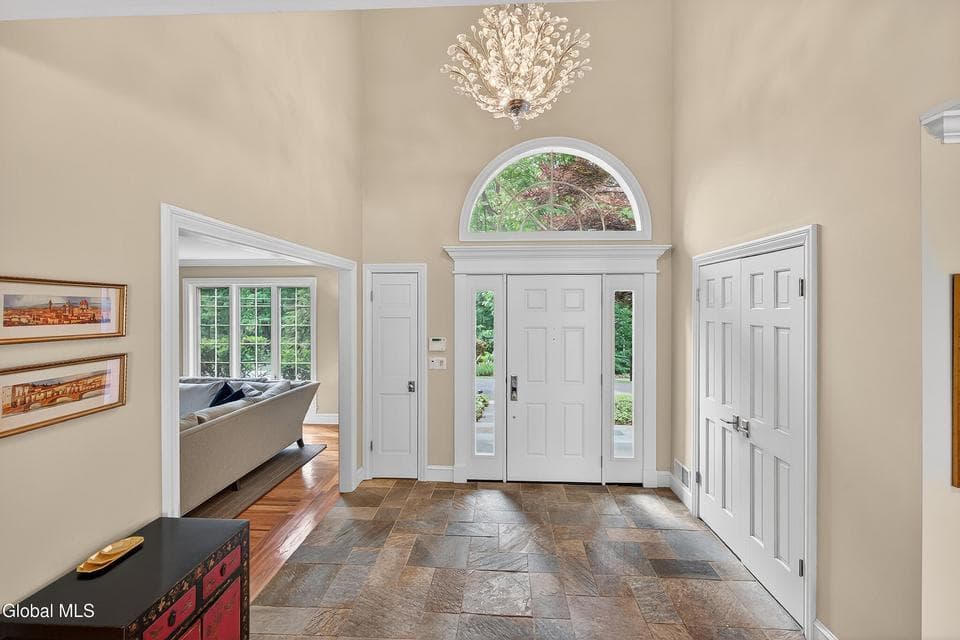 36A Hills Road, Colonie, NY, photo 3