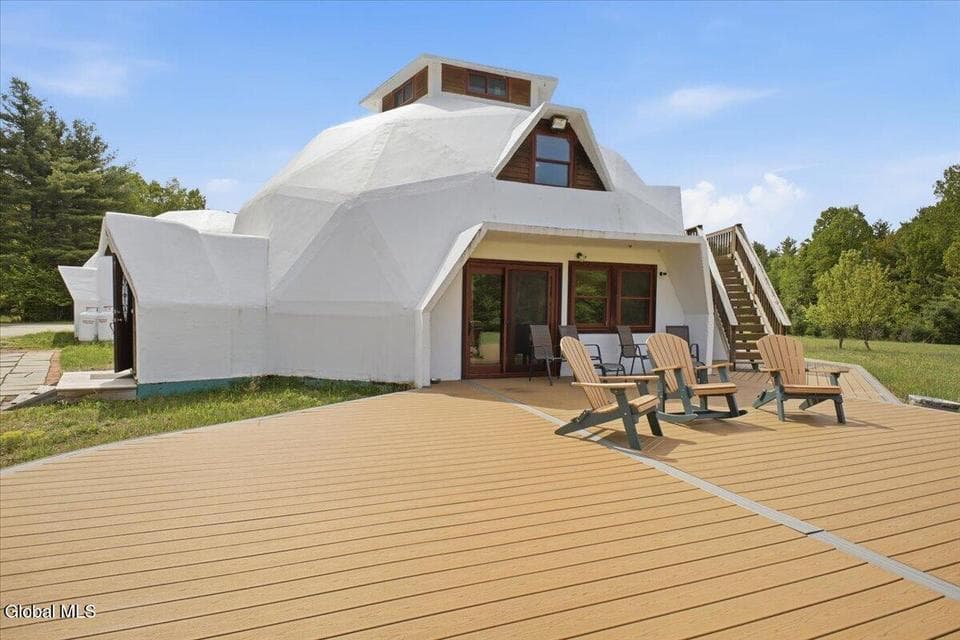 105 Oven Mountain Road, Johnsburg, NY
