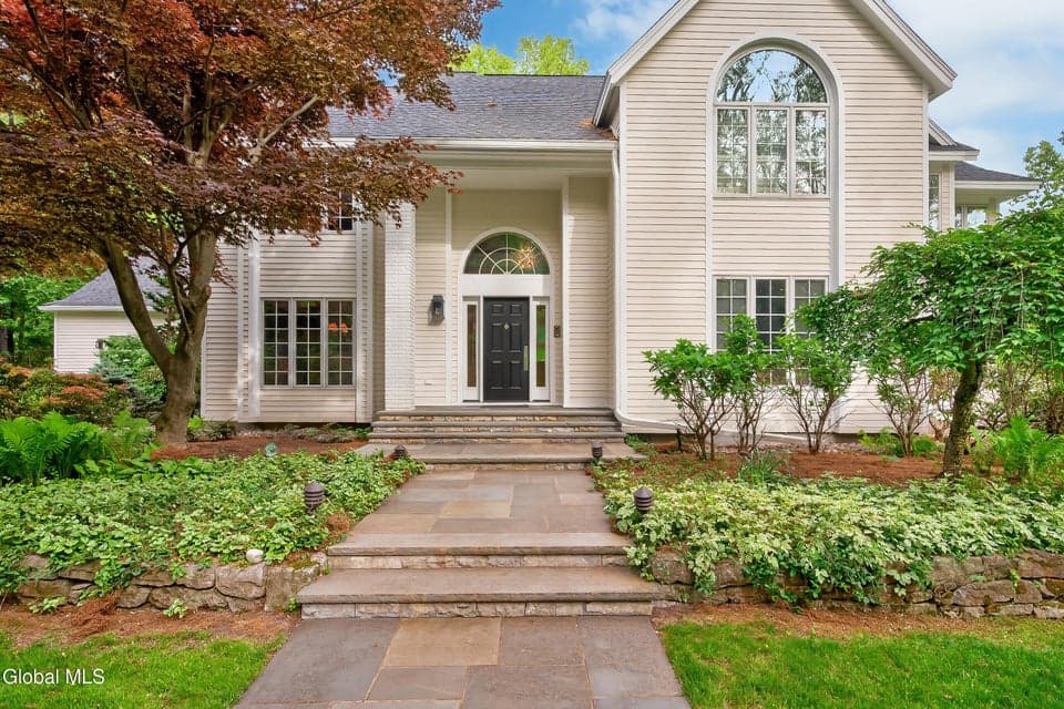 36A Hills Road, Colonie, NY, photo 2