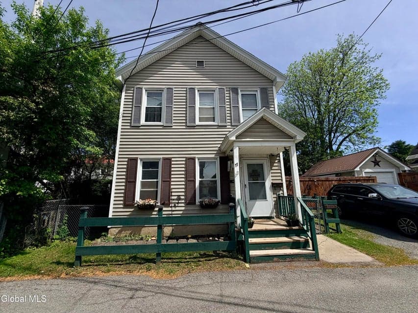 11 Court Street, Johnstown, NY