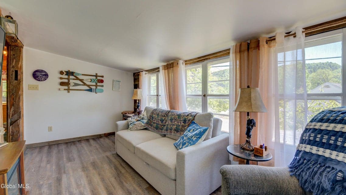 1649 N Shore Road, Day, NY, photo 5