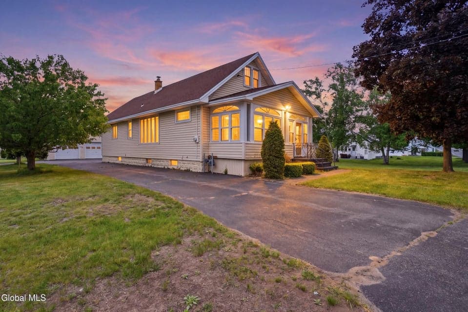 113 Mariaville Road, Rotterdam, NY, photo 1