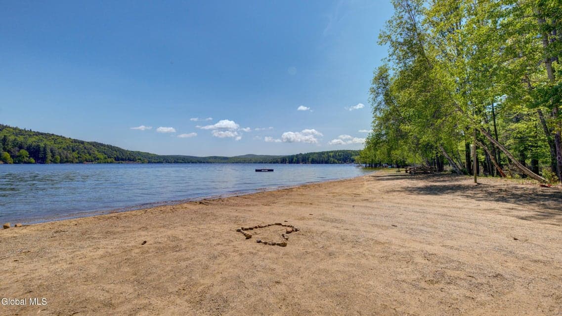 1649 N Shore Road, Day, NY, photo 2