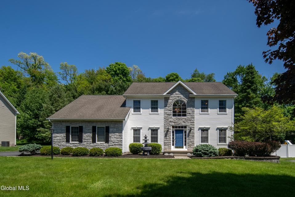 20 Birch Hill Road, Clifton Park, NY, photo 1