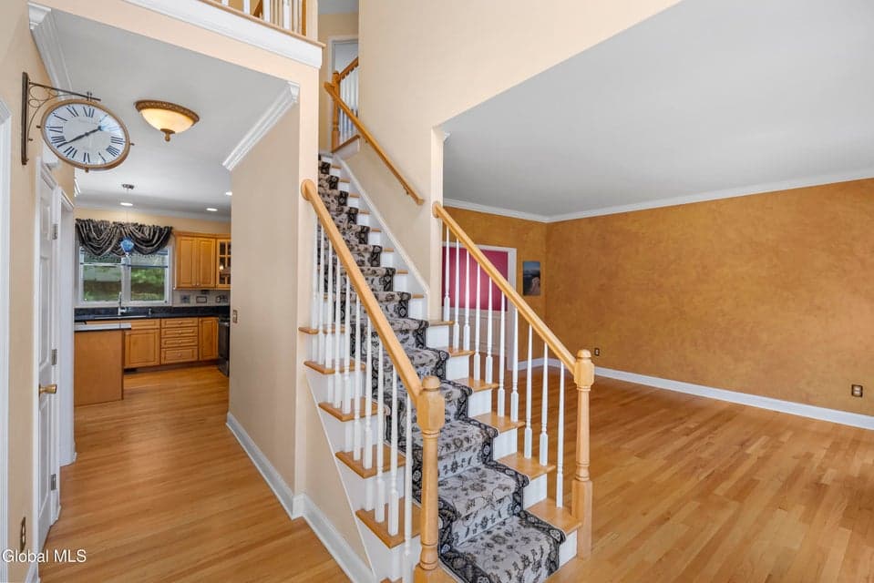 20 Birch Hill Road, Clifton Park, NY, photo 3