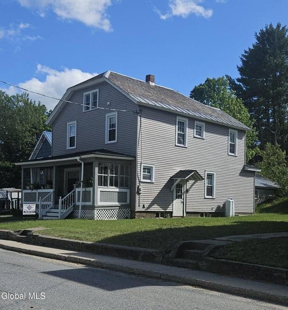 5 Circle Avenue, Johnsburg, NY, photo 1