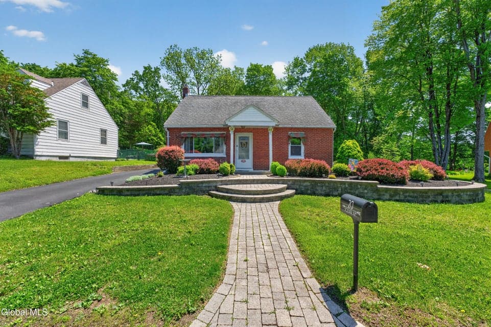 20 Bolivar Avenue, Troy, NY, photo 1